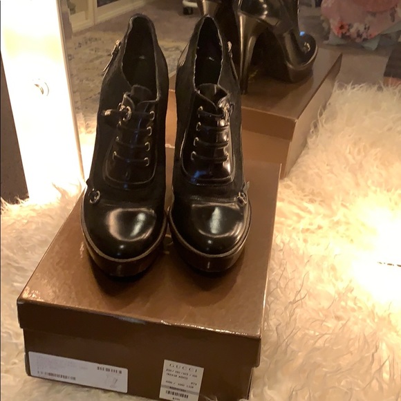 Gucci booties 10B with pony hair w/ original box. - Picture 2 of 6